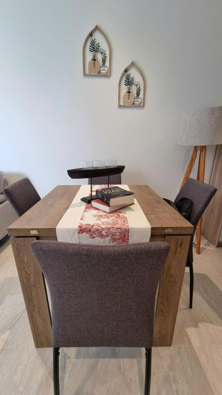 The Opera - Level 2x Riverview Corner 2br 82m2 *